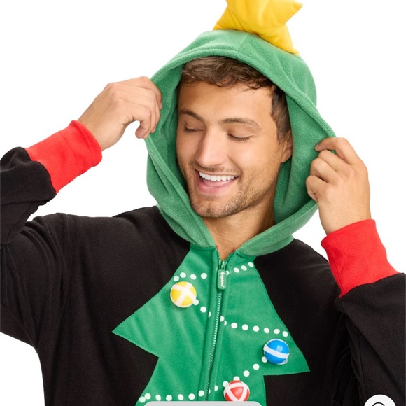 Unisex’s CHRISTMAS TREE TOSS GAME JUMPSUIT - Picture 3 of 5